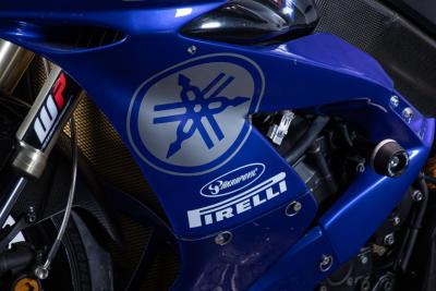 2004 Yamaha R1 CORSA