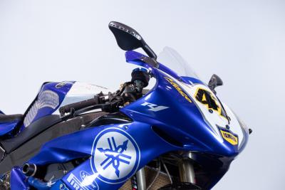 2004 Yamaha R1 CORSA