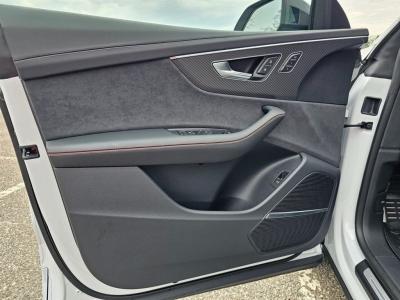 2024 Audi RS Q8 4.0 TFSI quattro