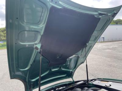 2000 Aston Martin DB7