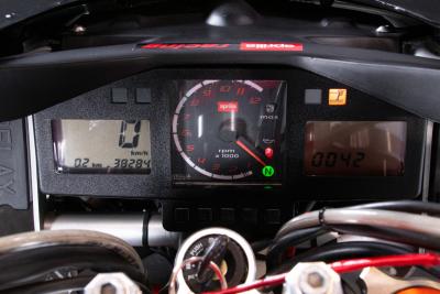 2005 Aprilia RSV V2 1000 TUONO
