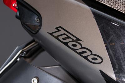 2005 Aprilia RSV V2 1000 TUONO