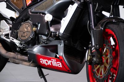 2005 Aprilia RSV V2 1000 TUONO