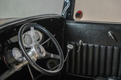 1932 Ford 2-Door Sedan