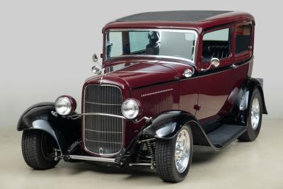 1932 Ford 2-Door Sedan