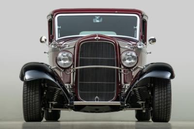 1932 Ford 2-Door Sedan