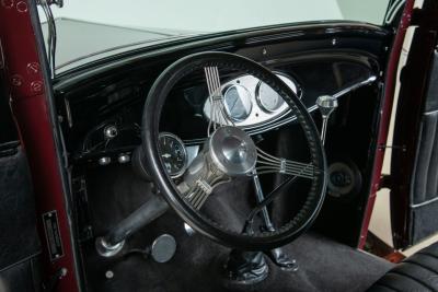 1932 Ford 2-Door Sedan