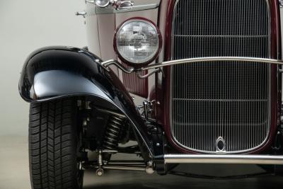 1932 Ford 2-Door Sedan