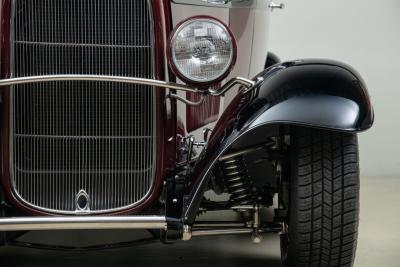 1932 Ford 2-Door Sedan