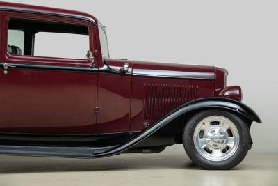 1932 Ford 2-Door Sedan