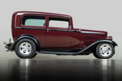 1932 Ford 2-Door Sedan