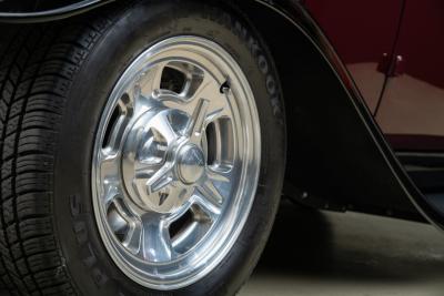 1932 Ford 2-Door Sedan