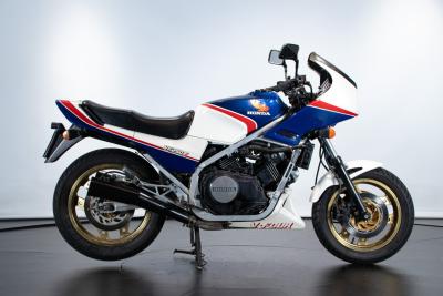 1983 Honda VF 750 F