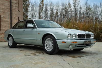 1997 Jaguar XJ8 3.2