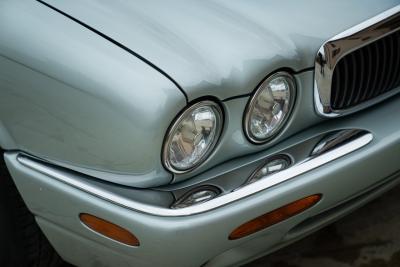 1997 Jaguar XJ8 3.2