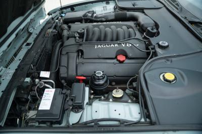1997 Jaguar XJ8 3.2