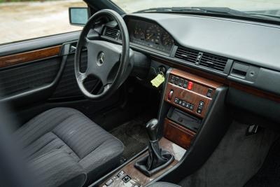 1992 Mercedes - Benz 200 TE SW