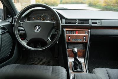 1992 Mercedes - Benz 200 TE SW