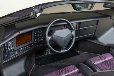 1993 Vector Avtech WX-3R Roadster Prototype