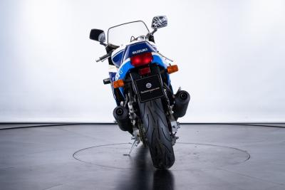 1988 Suzuki GSXR 750&nbsp;&nbsp;&nbsp;&nbsp;&nbsp;&nbsp;&nbsp;&nbsp;&nbsp;&nbsp;&nbsp;&nbsp;&nbsp;&nbsp;&nbsp;
