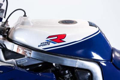 1988 Suzuki GSXR 750&nbsp;&nbsp;&nbsp;&nbsp;&nbsp;&nbsp;&nbsp;&nbsp;&nbsp;&nbsp;&nbsp;&nbsp;&nbsp;&nbsp;&nbsp;