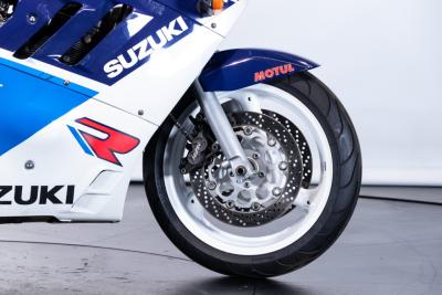 1988 Suzuki GSXR 750&nbsp;&nbsp;&nbsp;&nbsp;&nbsp;&nbsp;&nbsp;&nbsp;&nbsp;&nbsp;&nbsp;&nbsp;&nbsp;&nbsp;&nbsp;
