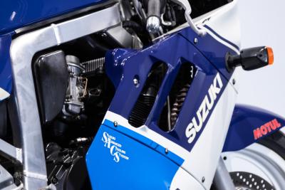 1988 Suzuki GSXR 750&nbsp;&nbsp;&nbsp;&nbsp;&nbsp;&nbsp;&nbsp;&nbsp;&nbsp;&nbsp;&nbsp;&nbsp;&nbsp;&nbsp;&nbsp;