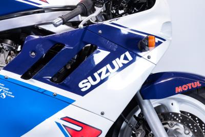 1988 Suzuki GSXR 750&nbsp;&nbsp;&nbsp;&nbsp;&nbsp;&nbsp;&nbsp;&nbsp;&nbsp;&nbsp;&nbsp;&nbsp;&nbsp;&nbsp;&nbsp;