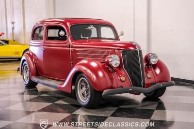 1936 Ford Tudor Slantback Streetrod