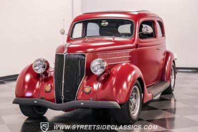1936 Ford Tudor Slantback Streetrod