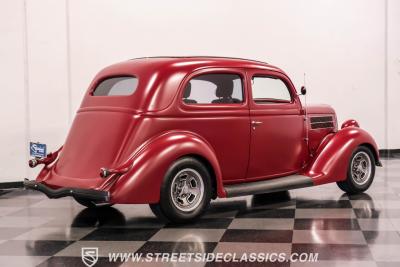 1936 Ford Tudor Slantback Streetrod