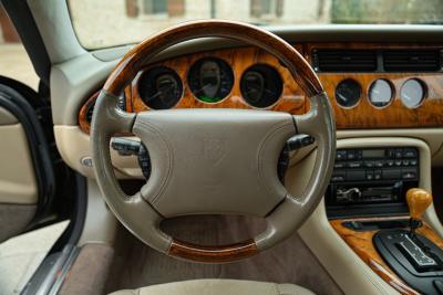 2006 Jaguar XK8 QDV CABRIOLET