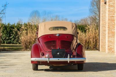 1957 Renault 4 CV D&eacute;capotable