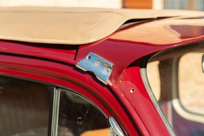 1957 Renault 4 CV D&eacute;capotable