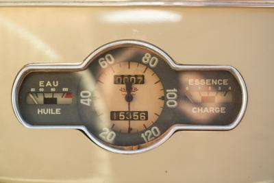 1957 Renault 4 CV D&eacute;capotable