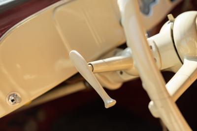 1957 Renault 4 CV D&eacute;capotable