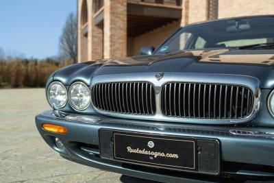 1997 Jaguar XJ8 3.2 EXECUTIVE