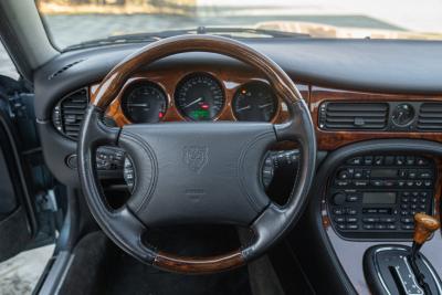 1997 Jaguar XJ8 3.2 EXECUTIVE