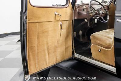 1938 Plymouth Deluxe 4 Door Sedan