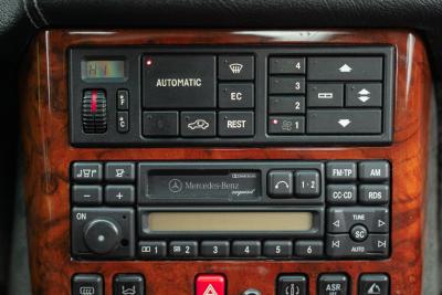 1994 Mercedes - Benz SL 600 V12