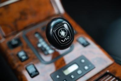 1994 Mercedes - Benz SL 600 V12