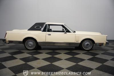 1982 Lincoln Mark VI