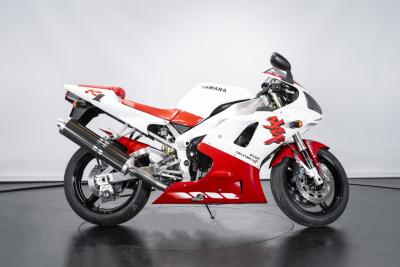1998 Yamaha YZF R1