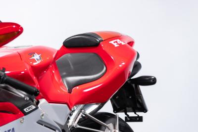 2000 MV Agusta F4 750