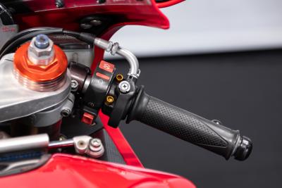 2000 MV Agusta F4 750