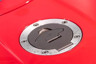 2000 MV Agusta F4 750