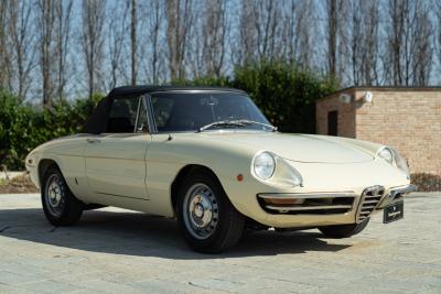 1969 Alfa Romeo SPIDER 1750 VELOCE &quot;OSSO DI SEPPIA&quot;
