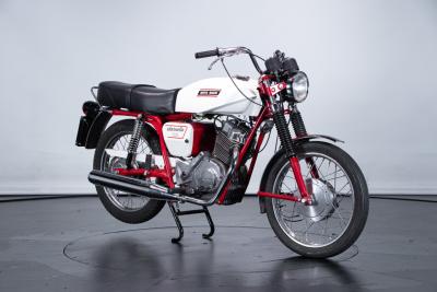 1971 Moto Guzzi 125 STORNELLO