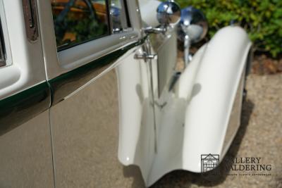 1933 Bentley 3&frac12; litre &ldquo;Streamline&rdquo; by Park Ward &amp; Co