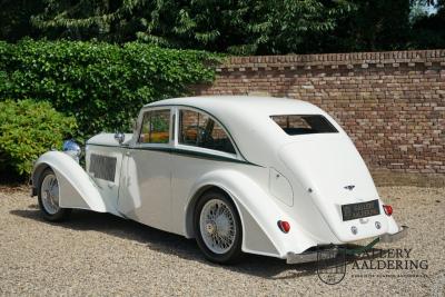 1933 Bentley 3&frac12; litre &ldquo;Streamline&rdquo; by Park Ward &amp; Co